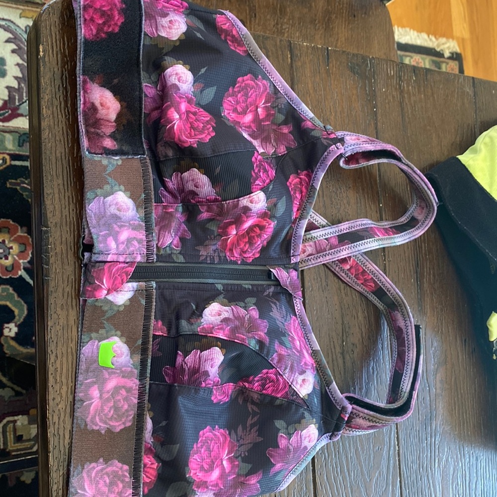 Shefit ultimate sports bra